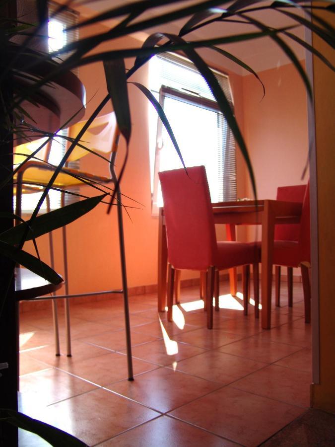 Apartments Bozica Крк Екстер'єр фото