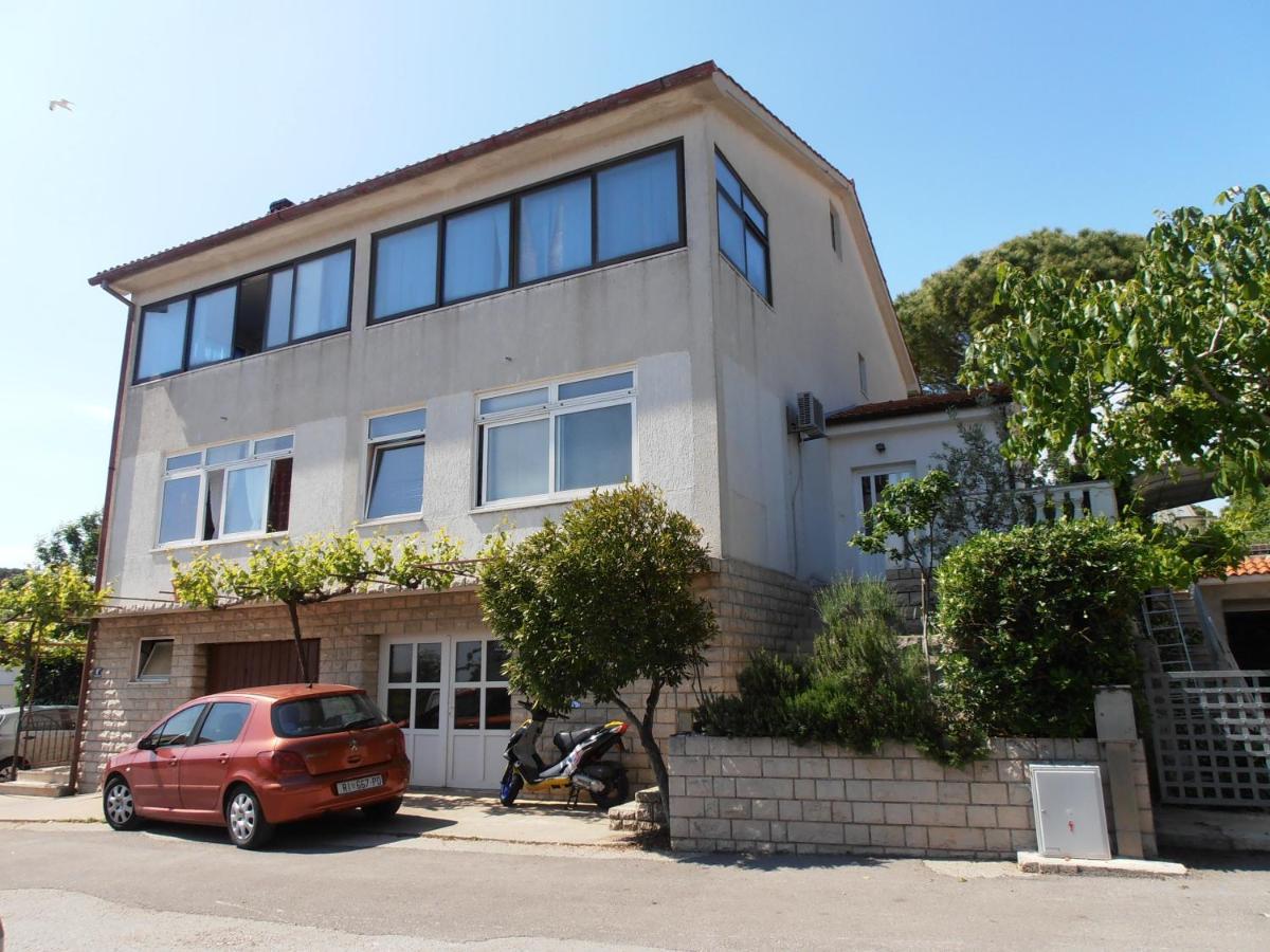 Apartments Bozica Крк Екстер'єр фото
