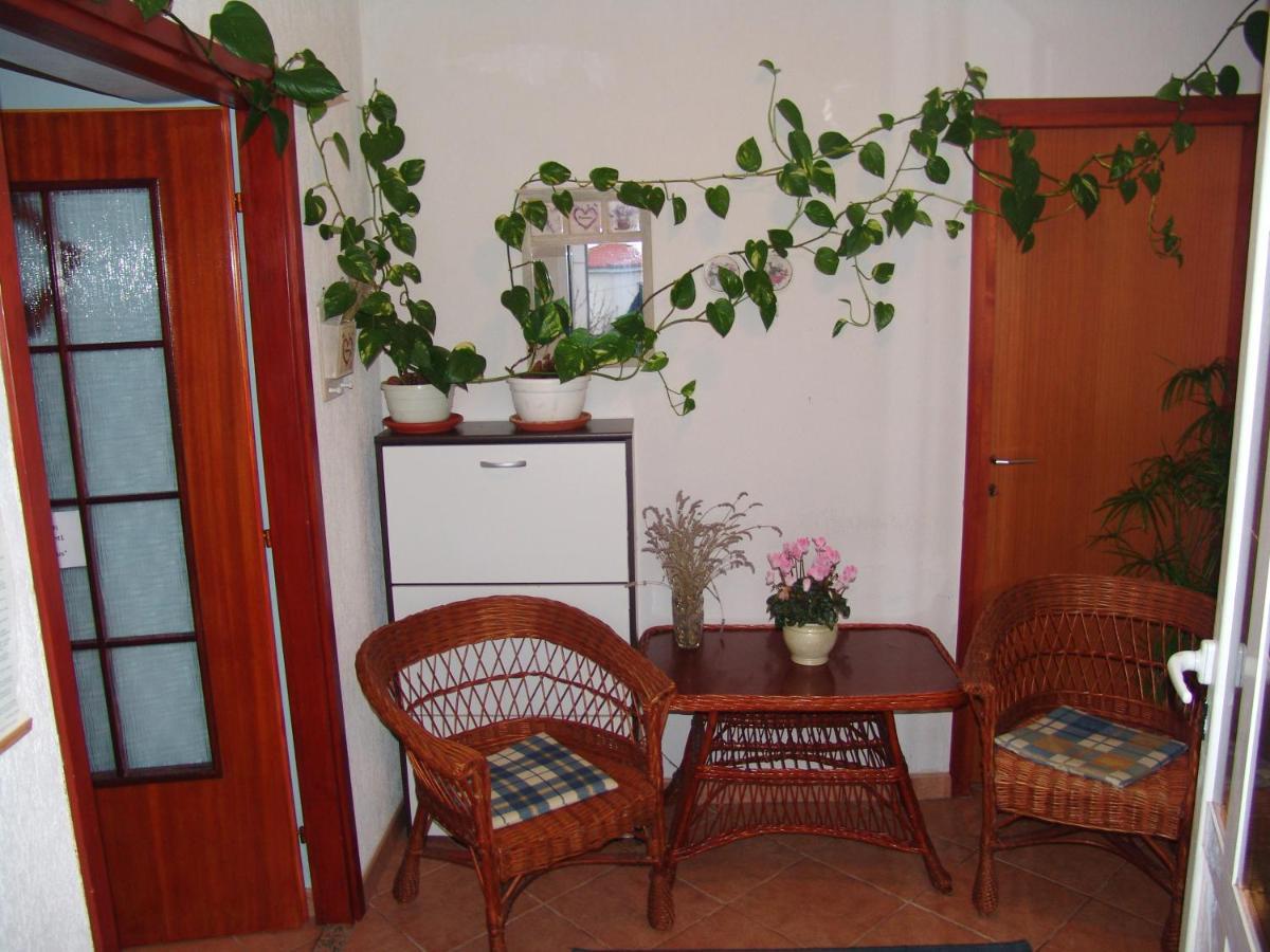 Apartments Bozica Крк Екстер'єр фото